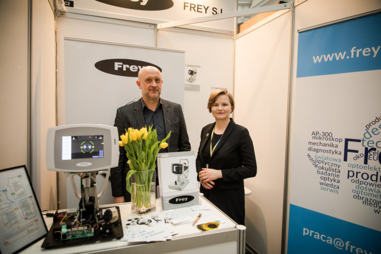 Wojciech FREY with Monika Wydrzyńska, FREY Marketing Manager a during BEST Warsaw job fair